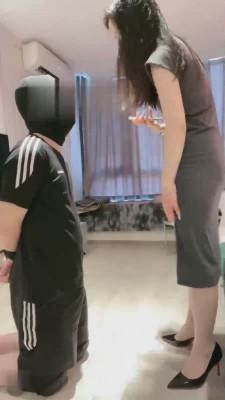 【晚晚】让弟弟跪下为奴伺候 bf17392_HD绳艺资源