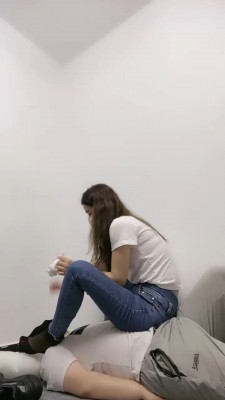 【虞姬S】运动鞋白棉袜踩地毯狗 bf18206