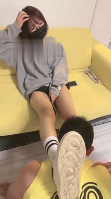 【澜希】袜子塞嘴运动鞋白棉袜羞辱 bf18425