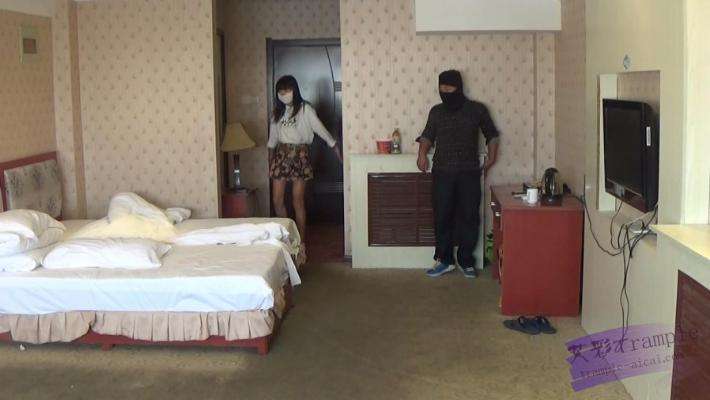 小薇实战防身情景演练