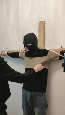 【言一】刑架上的卑微狗【双视角版】 bf21494