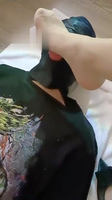 【米小唐】长靴肉丝虐地毯 bf19227