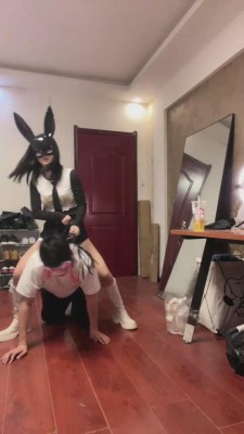 【桃桃老师】兔女郎白丝诱惑调 bf11793