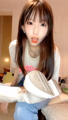 【第一视角】美少女西怡无底线羞辱合集1（重口不喜误入） bf22408