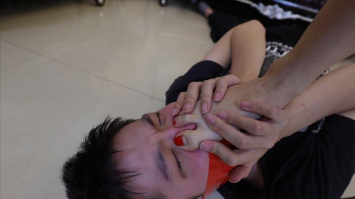 〖H.P.L栖心之栈〗—芷晴强制闻脚窒息 HPL-220430