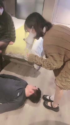 【貂蝉】带萝莉素人玩狗奴 bf23078