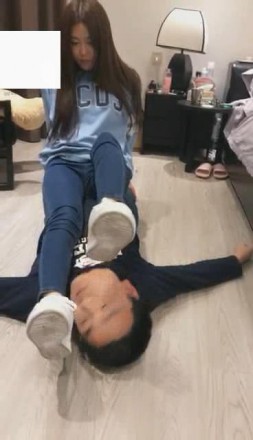 vivi,主子臀部美味口水香甜绝美耳光