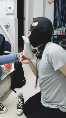 【美娜格格】御姐范帆布鞋白袜辱狗 bf22997