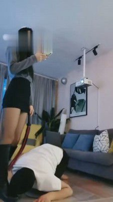 【猫神大人】长靴黑丝御姐暴力鞭打 bf17482