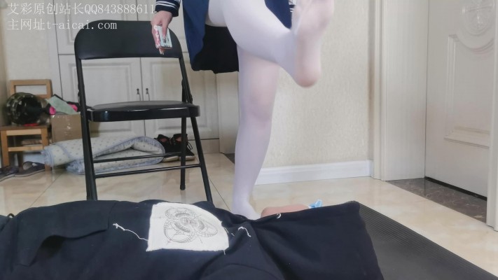 JK模特脚耳光舔脚 YC-221115-3