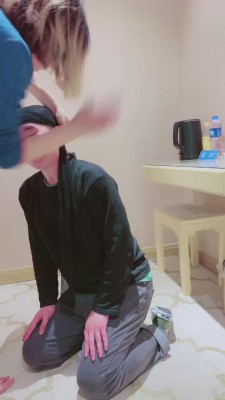 【莫妮卡】黑丝脚惩罚偷懒员工 bf11954