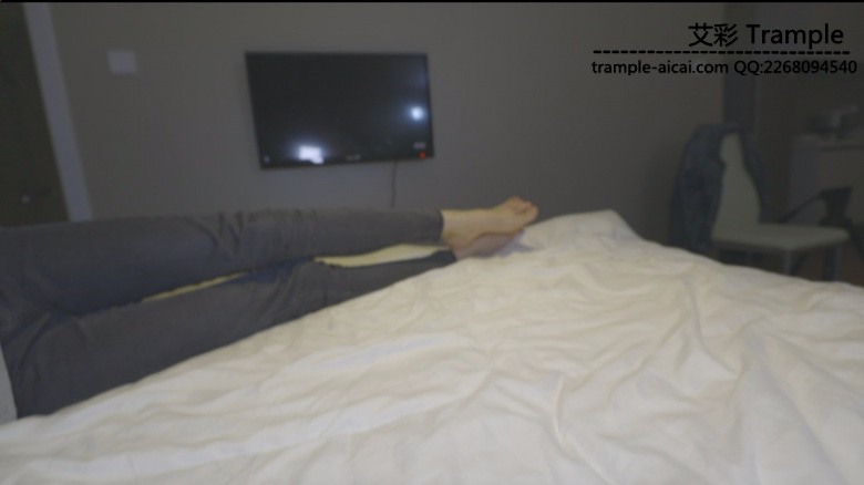 一米长腿歆凝帆布裸足pov