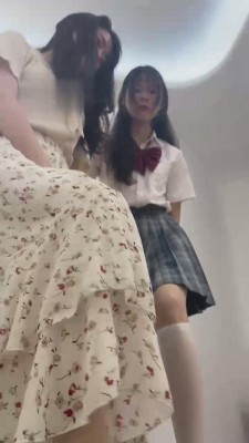 【狗哥】开发来应聘的两个小妹妹做S bf12103