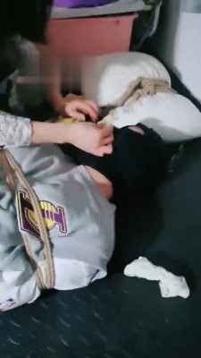 【杰哥】素人帆布鞋白袜辱狗 bf19280