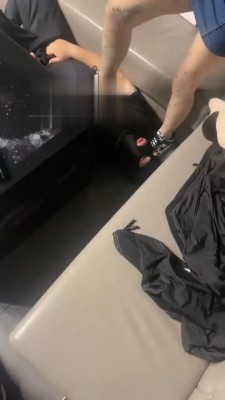 【开发素人】麻将房多素人踢踹狗 bf19317