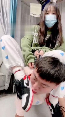 【叶子女神】让抖M男友伺候我 bf19277