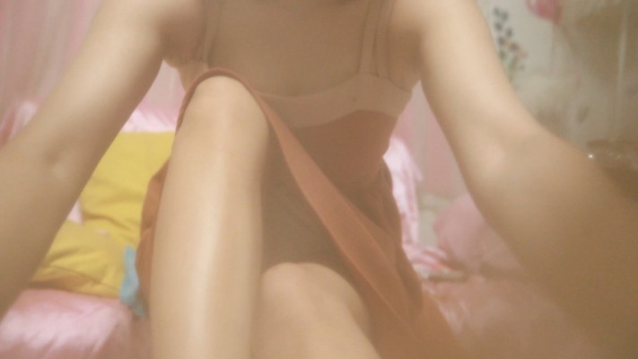 【芊芊】暴汗臭短肉丝pov语言羞辱脚奴