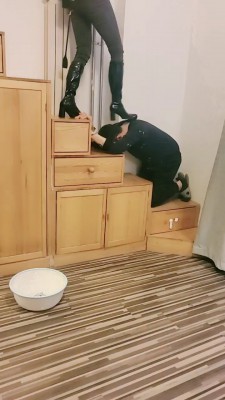 【文文文】圈养奴偷懒的下场【双视角版】 bf19690