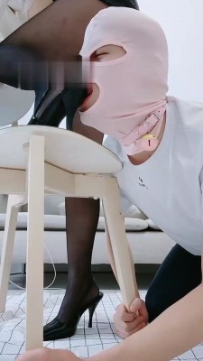 【一茶】黑丝高跟虐脚奴 bf19425