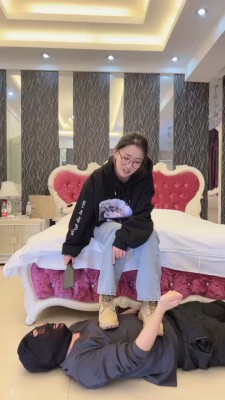 【潘妮女王】被女儿暴虐的继父 bf22912