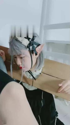 【美离子】枷锁囚禁女奴/吃原味袜子发骚 bf17399_HD绳艺资源