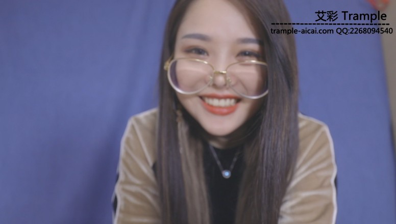 安乔第一视角老师羞辱玩弄