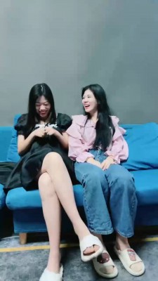 【狗哥】几个素人小妹脚底蹂躏 bf18005_HD绳艺资源