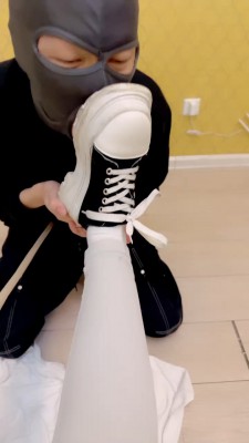 【狗哥】瑜伽女教练原味鞋袜羞辱 bf22748