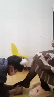 【雨雨S】萝莉主体罚弟弟 bf21825