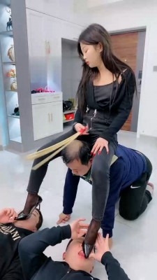 【麋鹿银儿】群调-当着素人闺蜜面调狗 bf22141