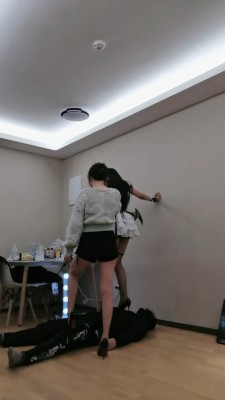 【维妮】开发女仆店小姐姐做S【双视角版】 bf22741