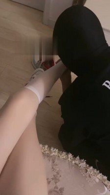 【甜心】运动鞋白丝恋足调 bf18015