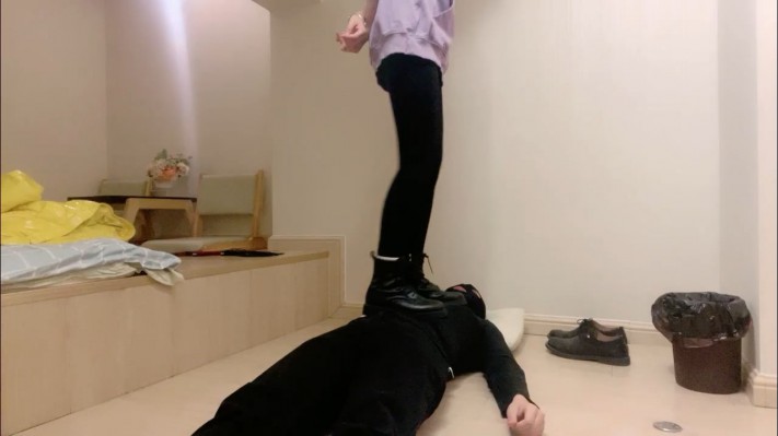 【肉肉】靴子全体重踩踏/舔脏鞋 bf22899