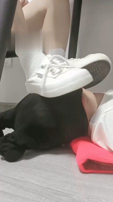 【飞扬女王】白棉袜塞嘴羞辱 bf18439