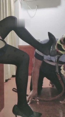 【冷酷爷】长靴黑丝蹂躏狗 bf11898