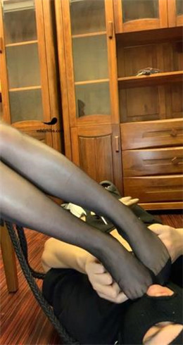 【美杜莎】办公室又遇骚狗 bf21476