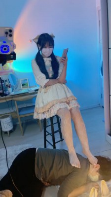 【礼礼大大】萝莉主无视脚底直播 bf19866