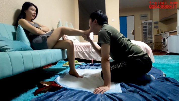 仙飒脚深喉插吐近距离磨脚皮喂奴 YC-220317-6_HD绳艺资源