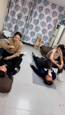 【麋鹿银儿】双S强制父子舔脏鞋臭袜 bf21334