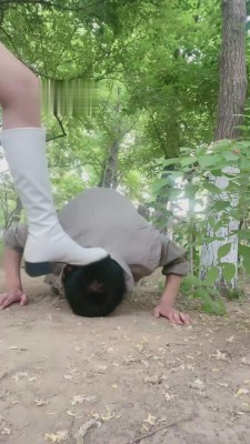 【罗宾】小姐姐爬山遇到跟踪狂 bf12099_HD绳艺资源