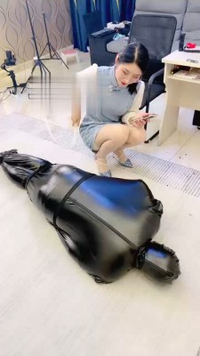 【冷凝大大】高跟踩踏捆绑窒息羞辱贱狗 bf17945