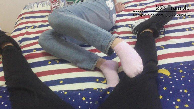 【年度巨献】韩国运动女孩的冥想踩踏男友记（运动后，经典味道）
