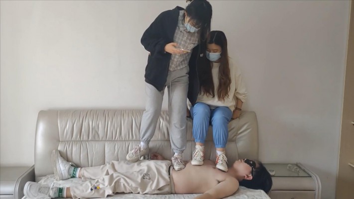 【猫猫大人】和姐姐一起在毯子身上狂跳300下 YC-220319-4