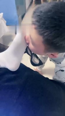 【梦涵大人】姐妹俩玩弄父子狗【双视角版】 bf22055