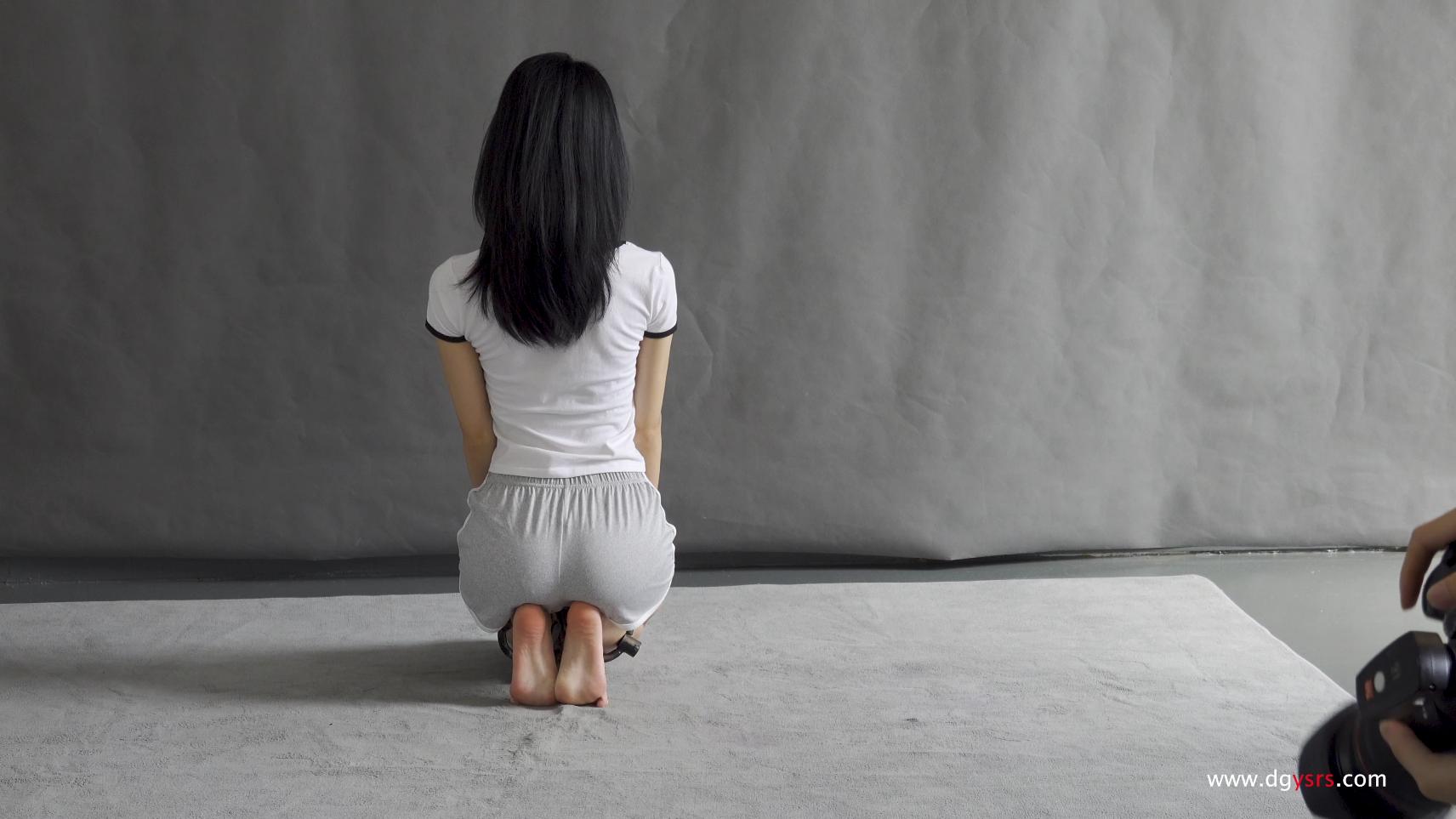 【艺束人生】2023_19期视频 模特欣玥首次体验镣铐