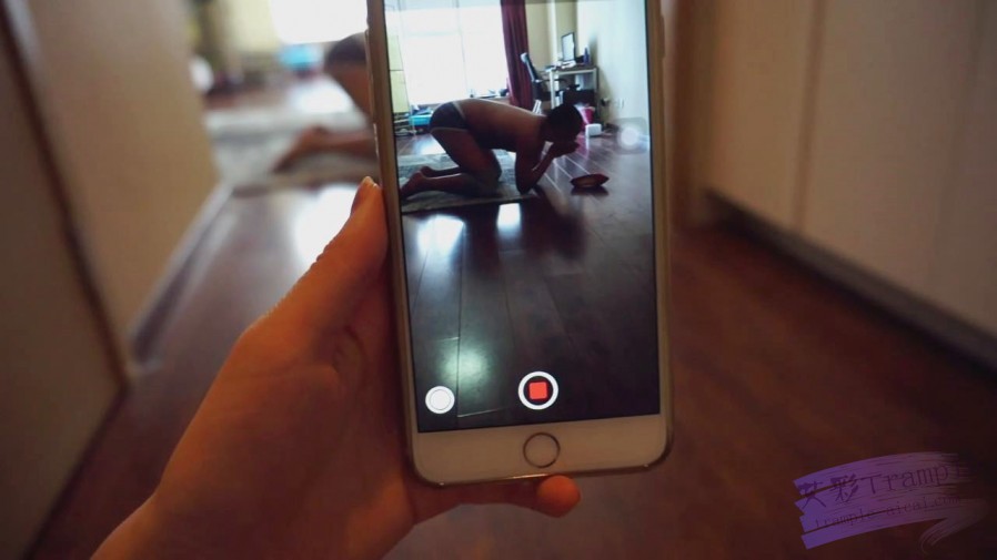 女警惩罚调教偷丝袜贼-长片高清