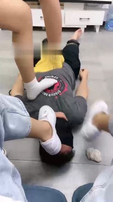 【小劳拉】三S原味棉袜气味羞辱【双视角完整版】 bf17355