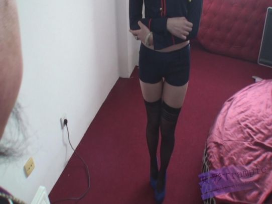 长腿女杀手虐杀黑道三兄弟（上）–脚踩脖子吐血_HD绳艺资源