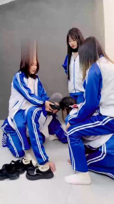 【狗哥】精彩-多名素人学生主群调 bf21886