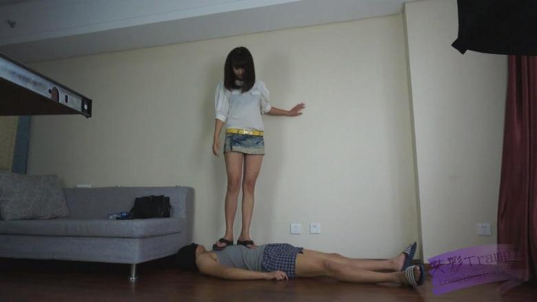 『依玲公主』依玲公主的初踩